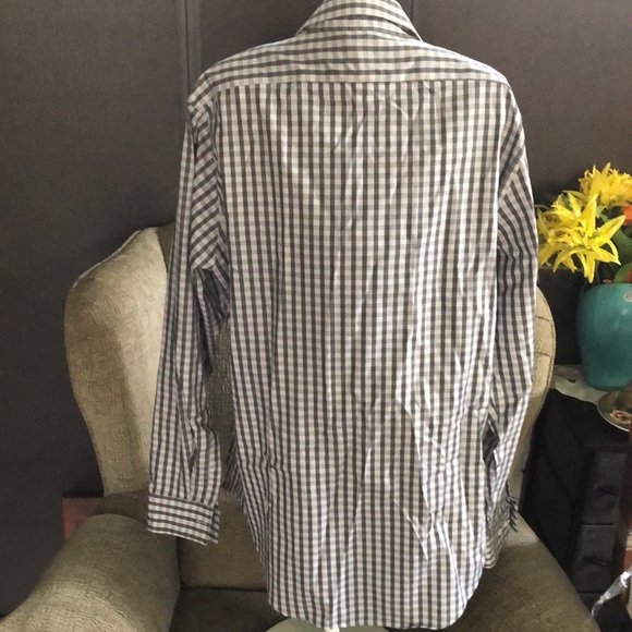 Used Calvin Klein shirt - Picture 4 of 4